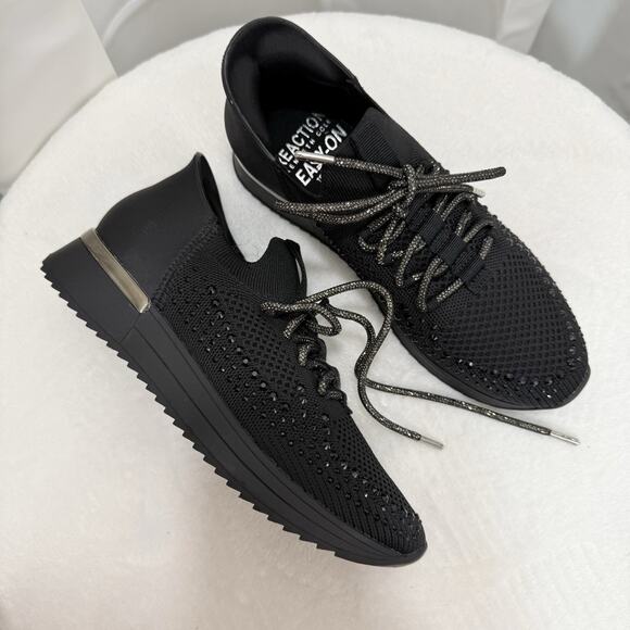 Kenneth Cole Reaction Kacey Women's Walking - Picture 11 of 13